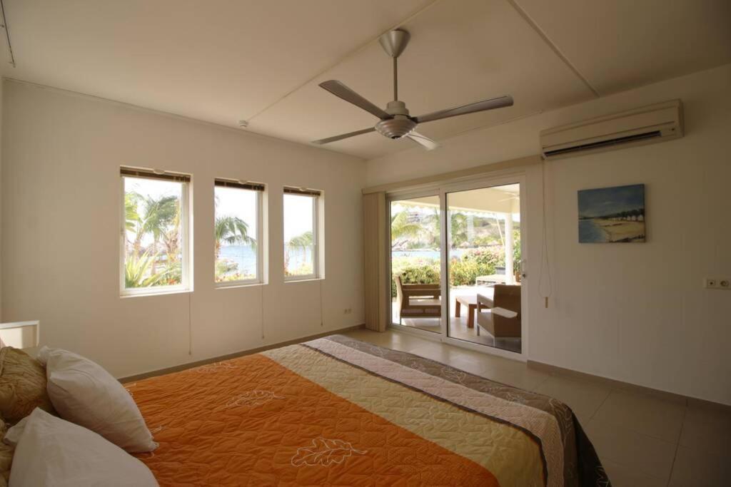 Blue Emerald On Blue Bay Beach ภายนอก รูปภาพ